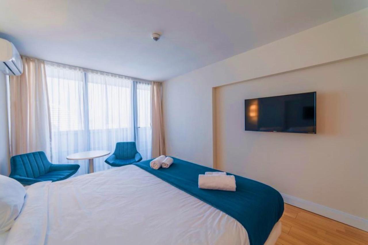 Sea View Aparthotel In Orbi City 巴统 外观 照片