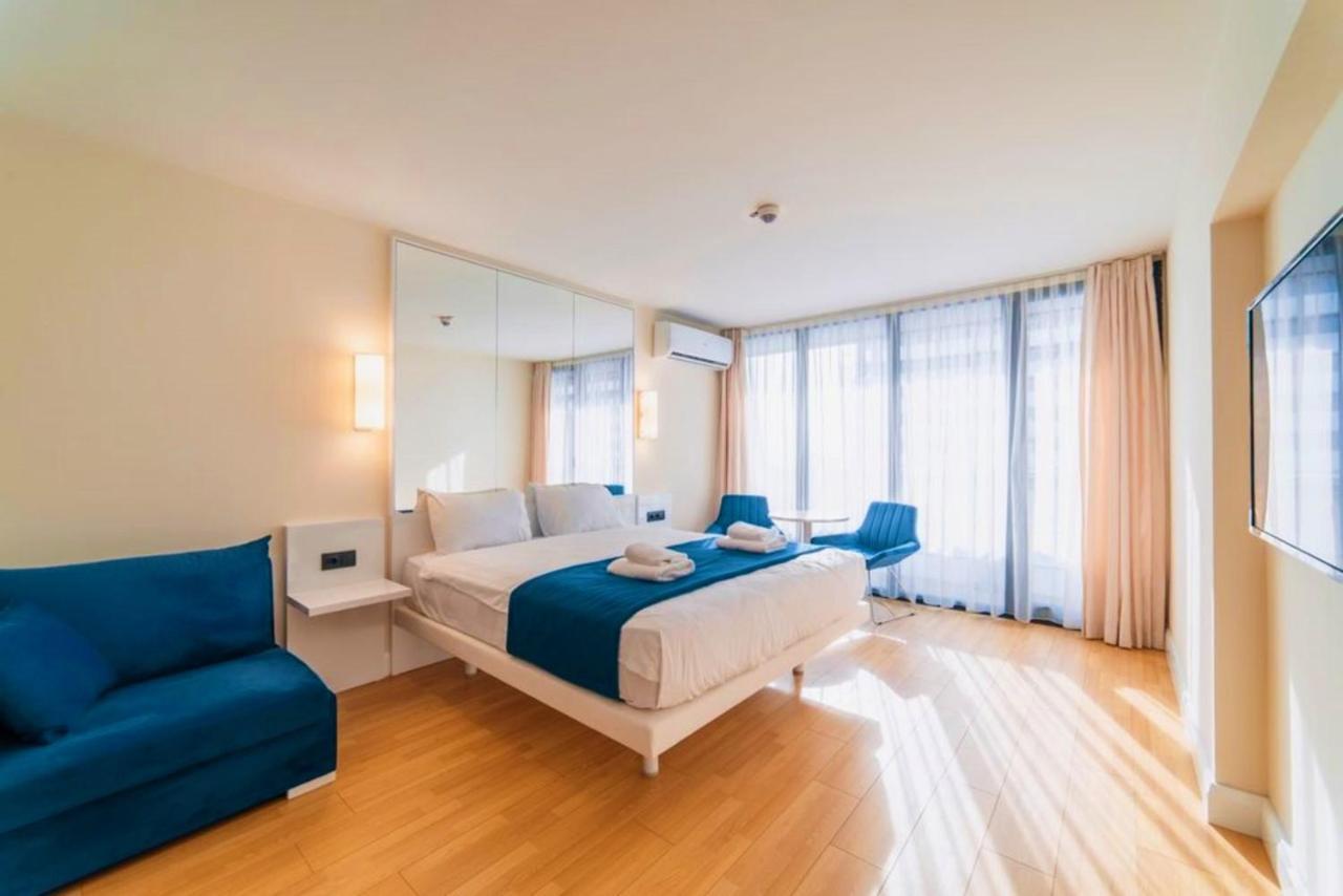 Sea View Aparthotel In Orbi City 巴统 外观 照片